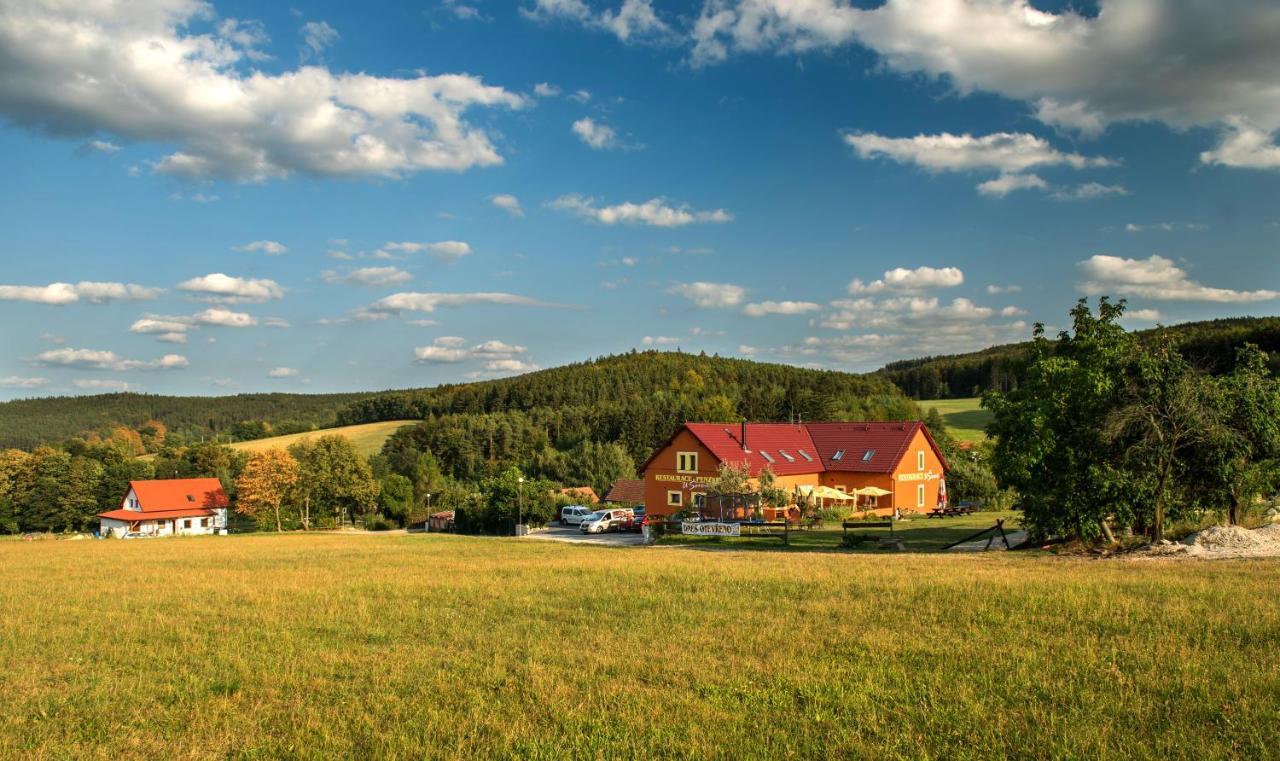 Penzion U Sevcu Holubov Exterior photo